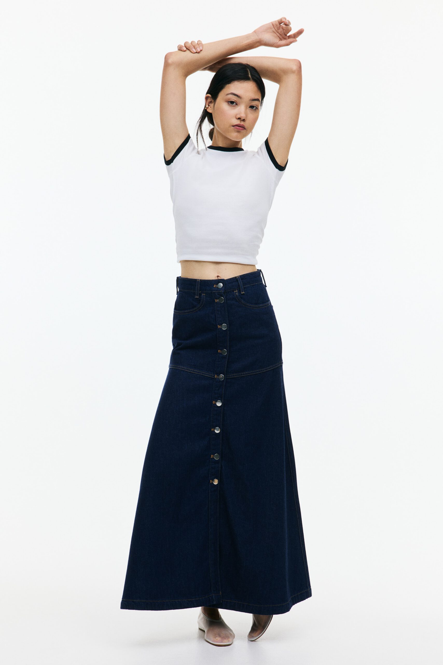 a line denim skirt