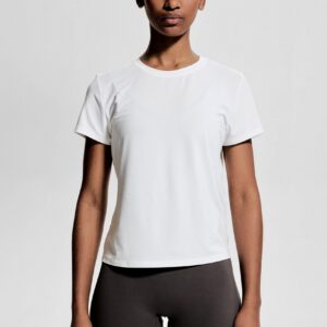 activewear tee with drymove™